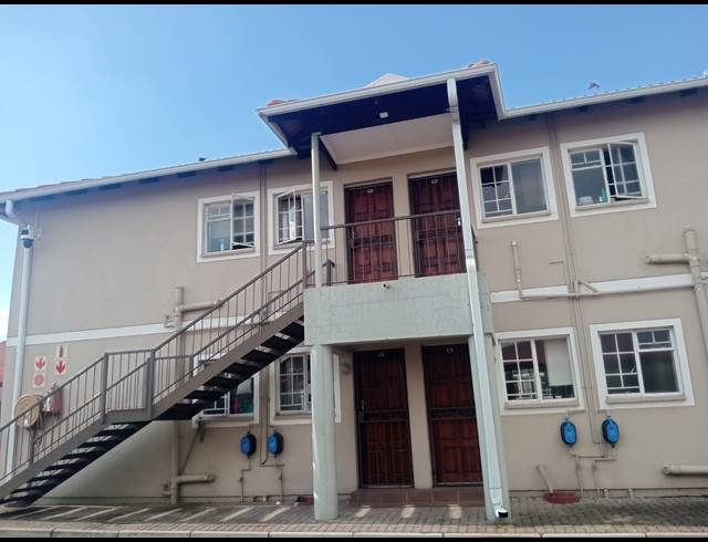 2 BEDROOM FLAT FOR SALE IN COMET
